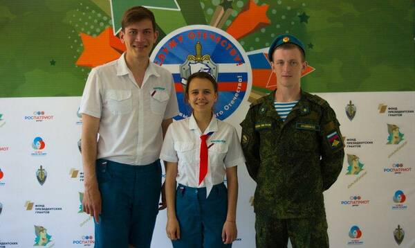 Комиссары 45 взвода «Вымпел»   Поздеев Евгений и Голова Ольга Командир Архипкин Владимир