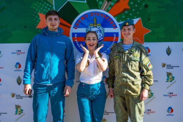Курганов Сергей и Затонская Анастасия Командир Костенко Эдуард