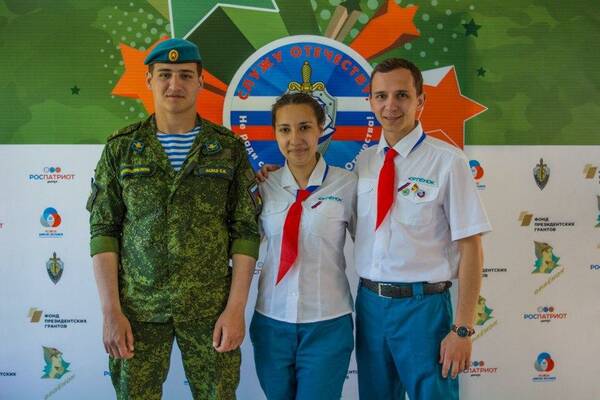 Сафин Руслан и Хафизова Наталья  Командир Асаев Сергей