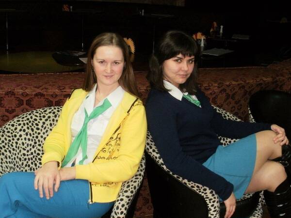 Ирина Папенко    справа