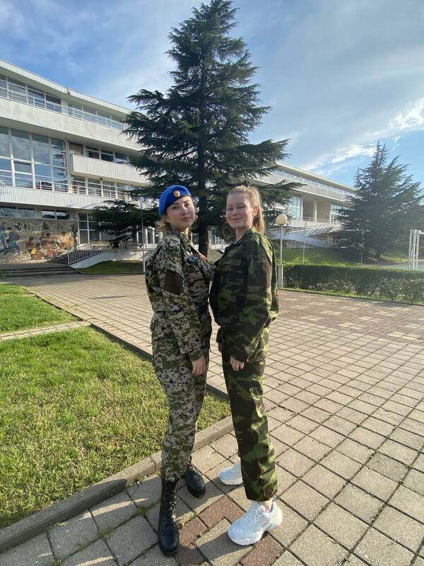Калинина Дарья и Григорьева Вероника