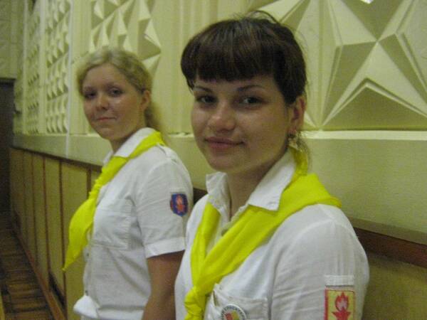 Валентина Павлюкевич   слева