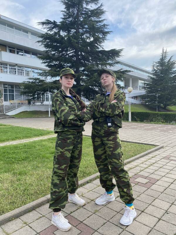 Запевалова Дарья и Холстинина Татьяна