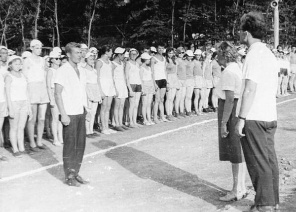 1 Алиса Фёдоровна Дебольская на открытии спартакиады. 1963 год