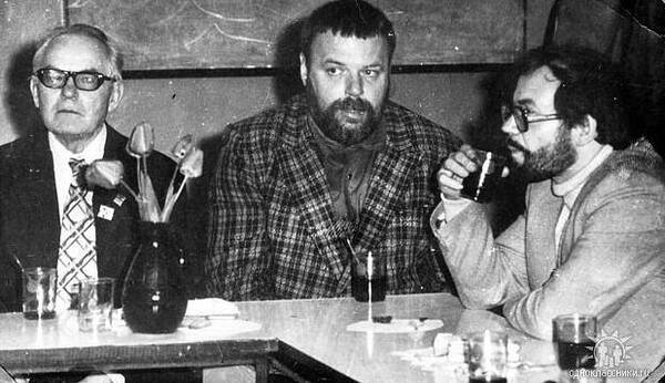 поэт Линник Юрий Владимирович......