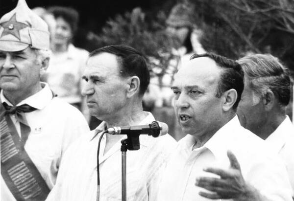 С.А.Шмаков, кто, О.С.Газман