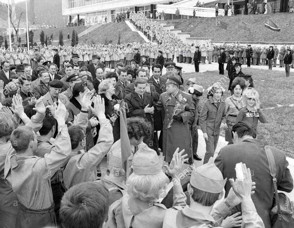 открытие Дома авиации и космонавтики в Орлёнке в 1969 году.  А.А.Леонов