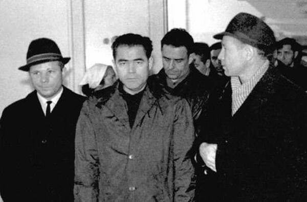 Ю.А.Гагарин и    др....