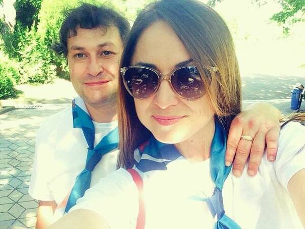 дмитрий гришин    слева
