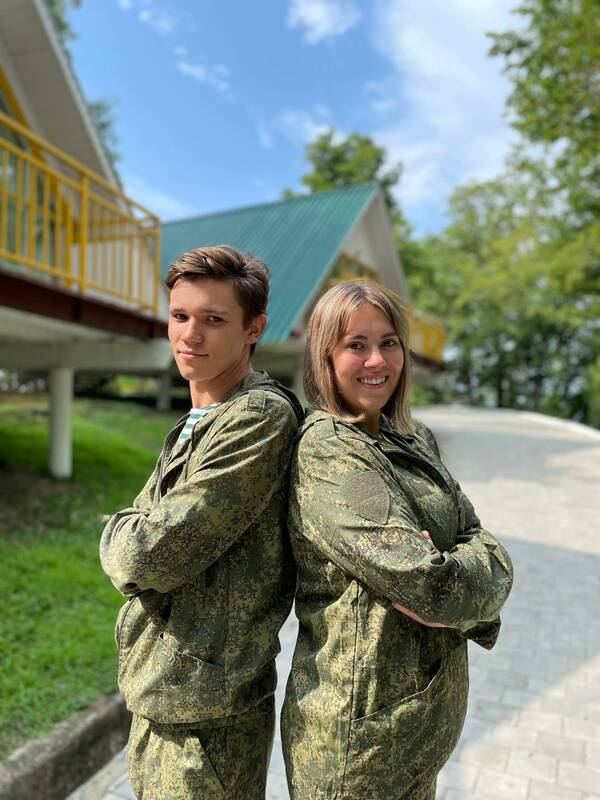 Даниил Попов и Ангелина Акимова
