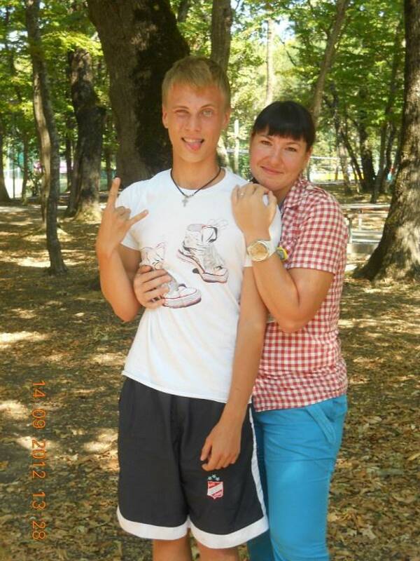 Вожатая Оксана Кузнецова...
