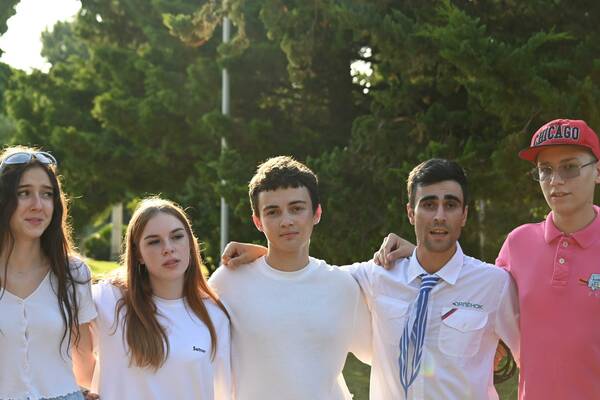 tOMA9rBLqIg