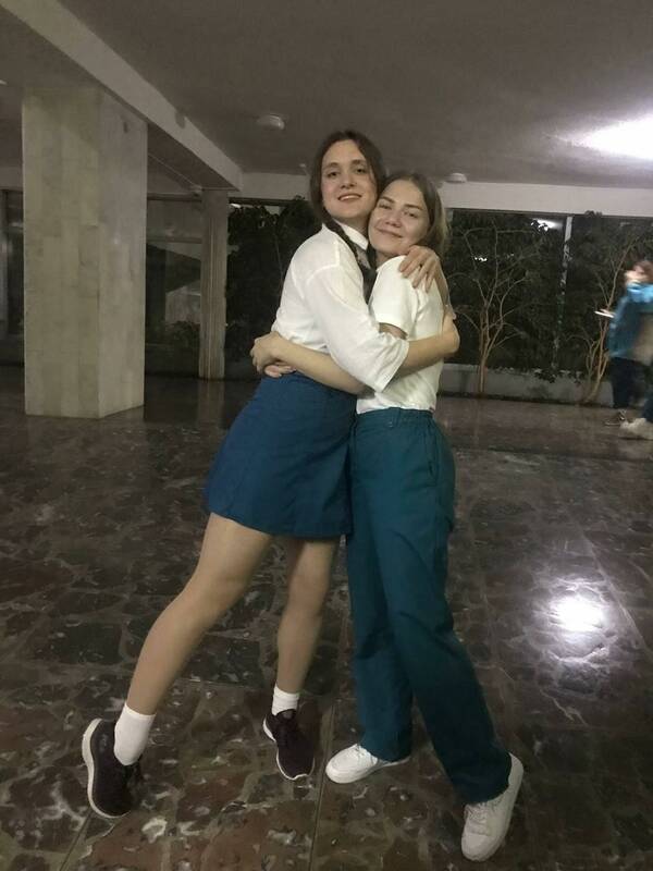 QlrRVAMCQ5I