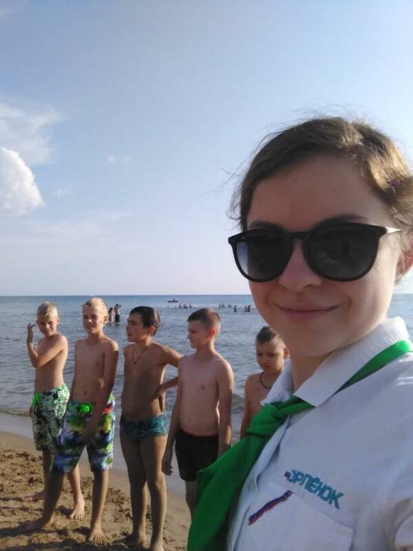 Rkz1KoMFA A
