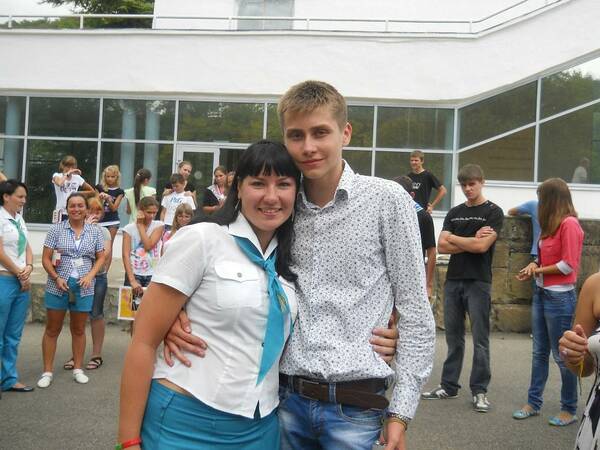 Вожатая Оксана Кузнецова..