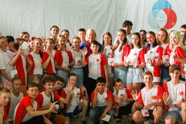 фехтовальщица на шпагах, двукратная олимпийская чемпионка в командном первенстве, двукратная чемпионка мира и 4 кратная чемпионка Европы Татьяна Логунова ..
