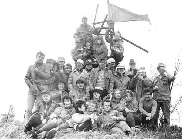 1990 о