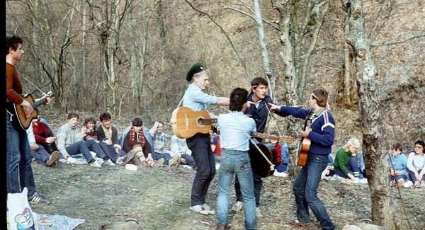 1986 аа
