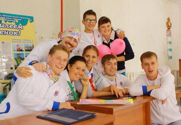 Второй ряд Руслан Марзоев,Мурат Евыев,ну и я Екатерина Борисенко