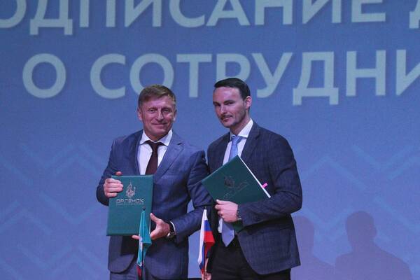 церемония подписания договоров о сотрудничестве  Московским государственным лингвистическим университетом и Московским государственным университетом пищевых  производств.