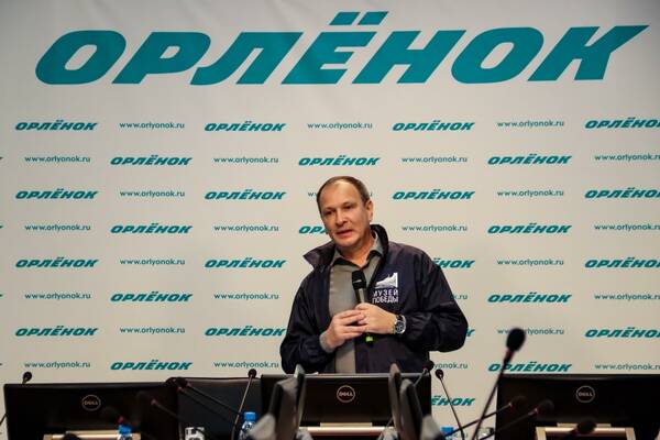директор Музея Победы, заместитель секретаря Общественной палаты РФ Александр Школьник...
