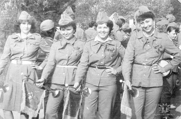 Наталья Ципилева (Мамеева), Людмила Белолипова, Светлана Борщук (Корытько), Марина Чечехина.