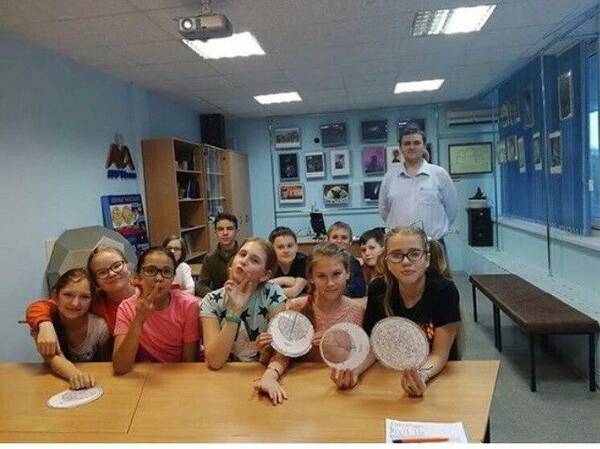uZYIYMSifCM
