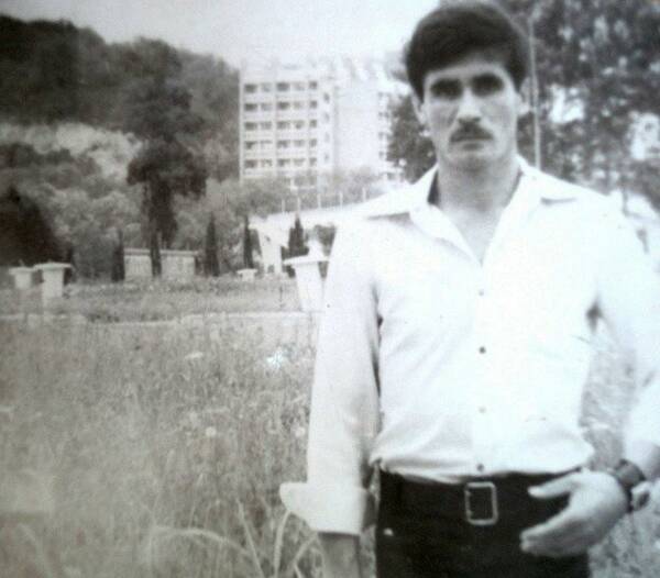 Пантелеев Василий.   1983.     Солнечная. вожатый.
