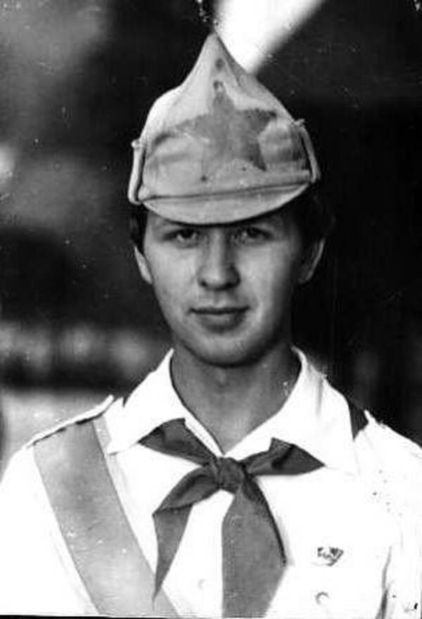 Асеев Дмитрий, 1979 г.,Стремительная, студент Курского ГУ