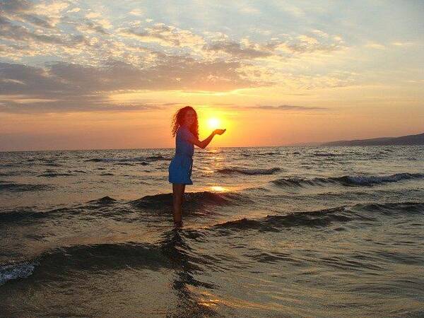 Anna Konstantinova..
