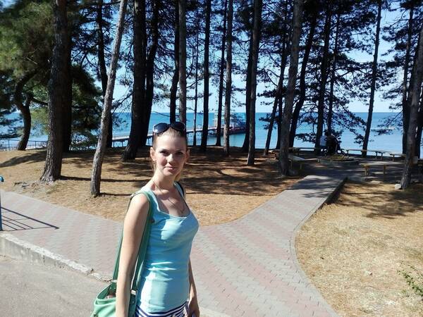 Анна Токарева    б