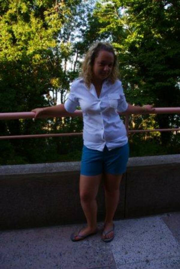 Юля Новикова ь