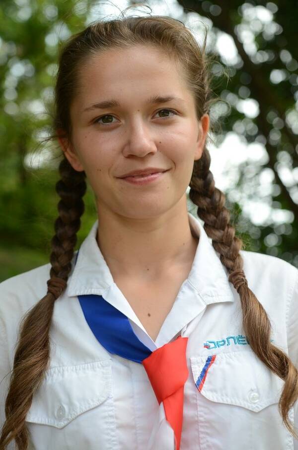 Анна Балад