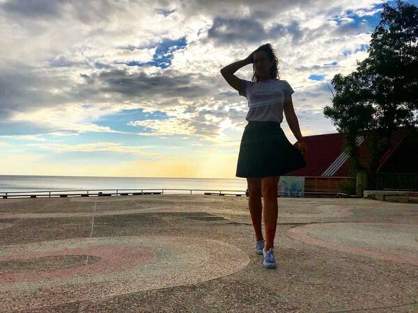 Laurah Jah ь