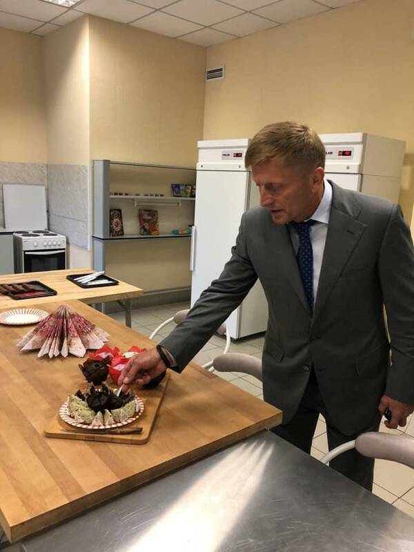 посетил Московский государственный университет пищевых производств, где проходил гастрономический фестиваль и День открытых дверей для абитуриентов....
