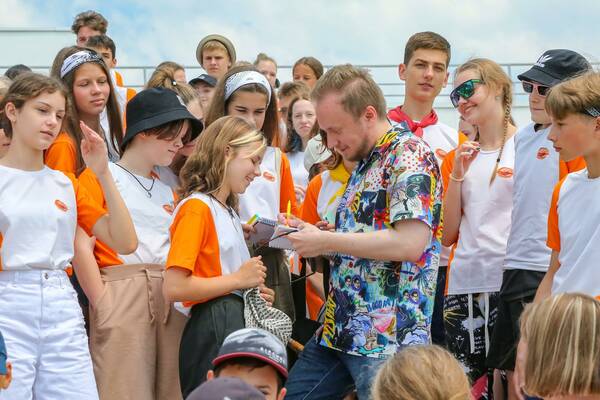 на лекции сценариста Алексея   Караулова «Гениальный Мозг Как заставить его   решать творческие задачи и работать вместо вас».