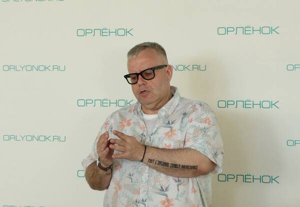 Блинов Алексей  обладатель двух хрустальных сов и звания лучший капитан «Что Где Когда» Алексей Блинов
