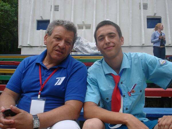 Денис Довольнов