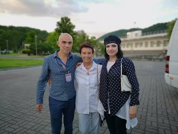Николай Мелентьев, Анна Зенцова и Татьяна Любаша