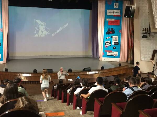оператор, режиссер, мастер преподаватель кафедры кинооператорского мастерства ВГИКа Евгений Корженков......