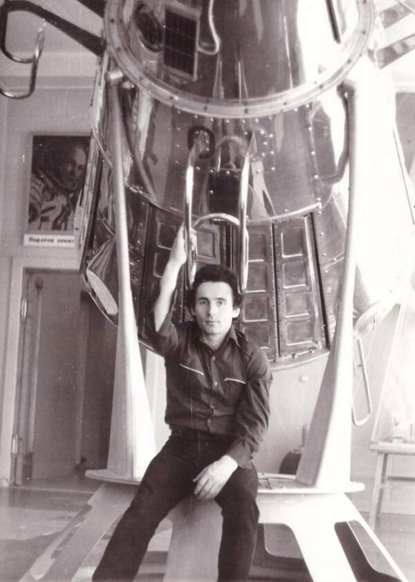 Филев Иван. 1982 г. летние  смены.  Штормовая. Солнечная.  Физрук. Краснодар.