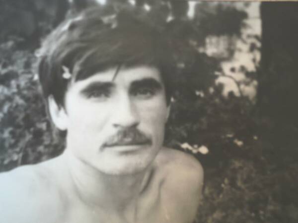 Пантелеев Василий.   1983.   Солнечная. вожатый.