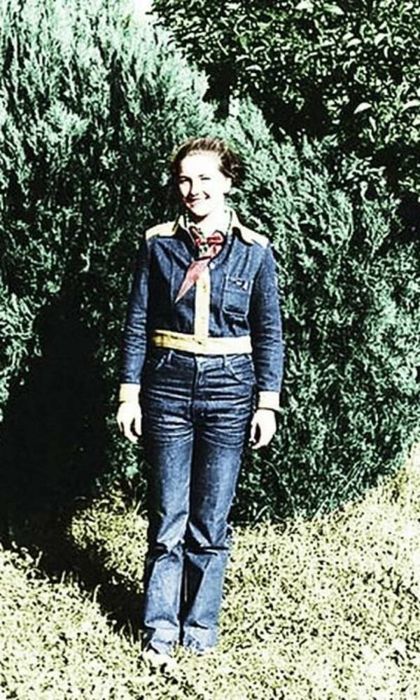Кошарина (Михайлова) Татьяна. 1984 – 1985 гг. Комсомольский. Вожатая. Чебоксары.  Чувашия.