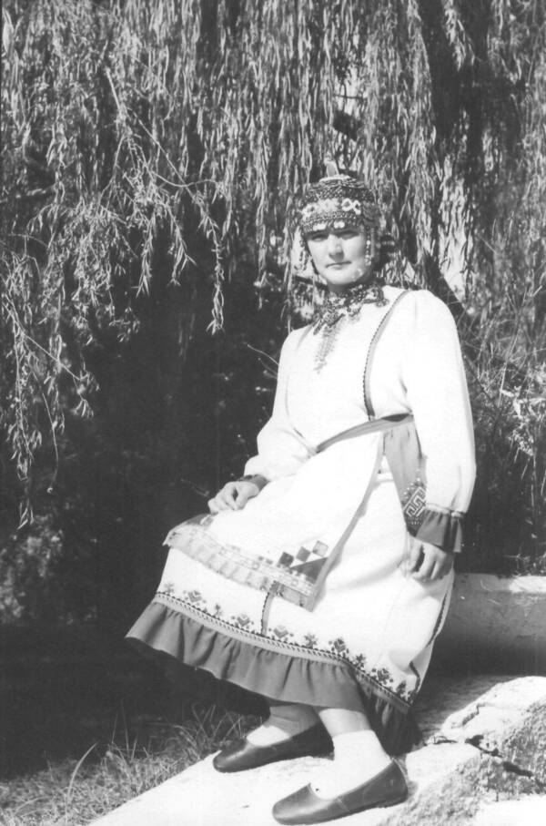 Калинина Вера. 1990  1993 гг. Звёздная. Вожатая.   Борисоглебск.    Воронежская.. jpg