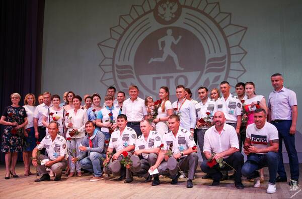 все    2LUQ7PnO15E