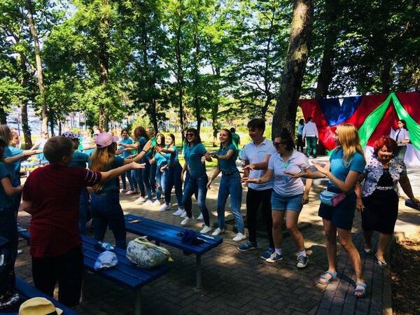 все