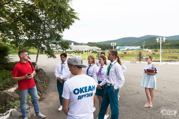 в океане................................