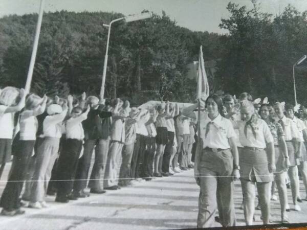 Идёт вожатский отряд ,,Юность,, 1974 75гг