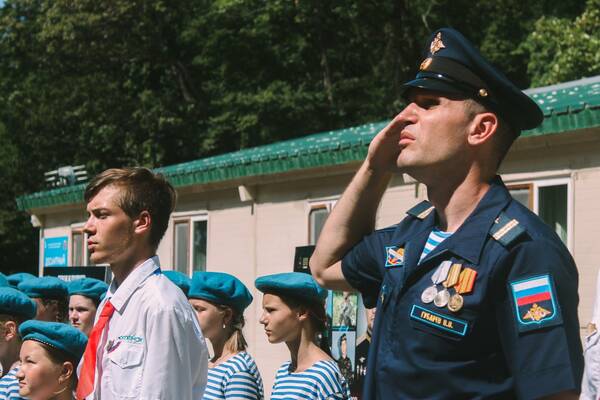 комсом     7 23
