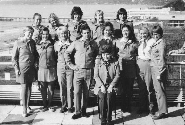 зв  1976